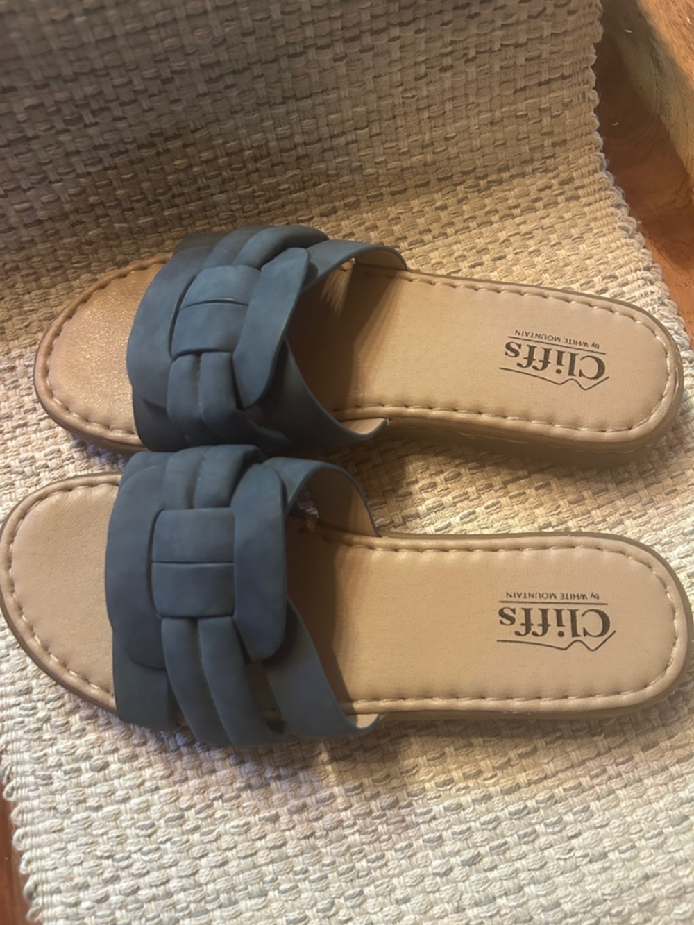 Cliffs by WHITE MOUNTAIN Women's Dark Blue Braided Slide Sandals - Picture 2 of 6